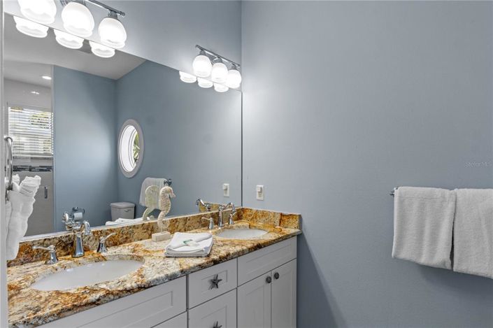 Image No.33-Propriété de 6 chambres à vendre à Holmes Beach