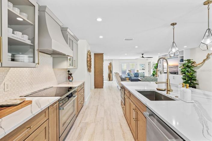 Image No.23-4 Bed Property for sale