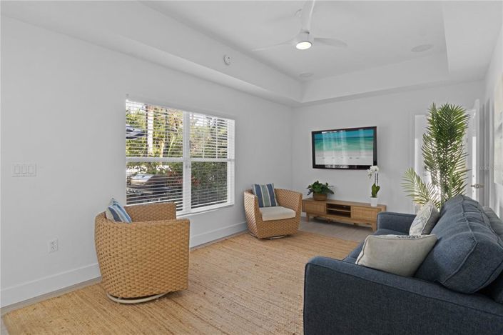 Image No.17-3 Bed Property for sale