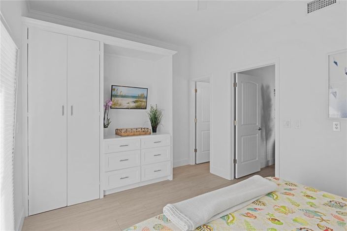 Image No.22-3 Bed Property for sale