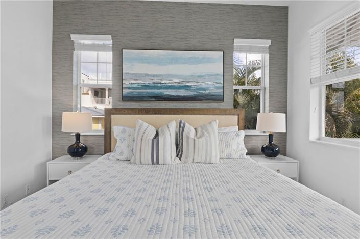 Image No.27-3 Bed Property for sale