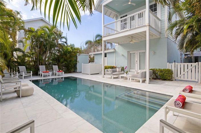 Image No.3-3 Bed Property for sale