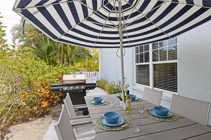 Image No.43-3 Bed Property for sale