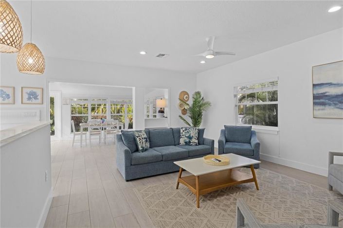 Image No.9-3 Bed Property for sale