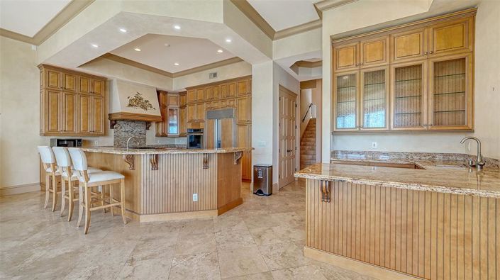 Image No.25-5 Bed Property for sale