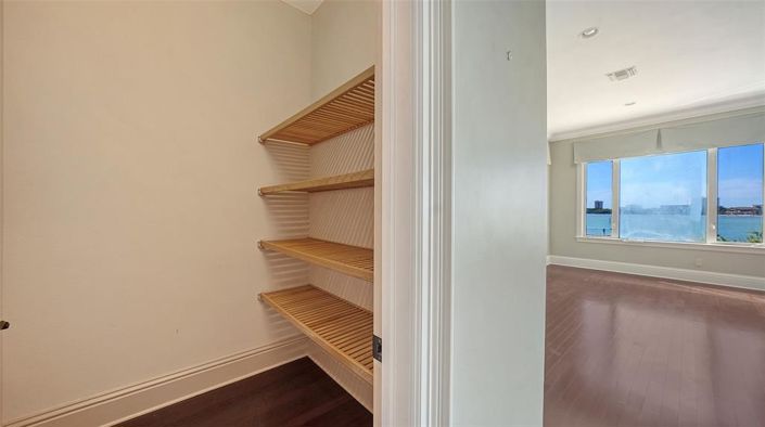 Image No.59-5 Bed Property for sale