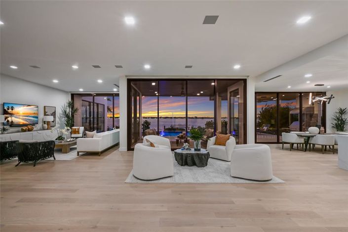 Image No.5-Propriété de 3 chambres à vendre à Sarasota