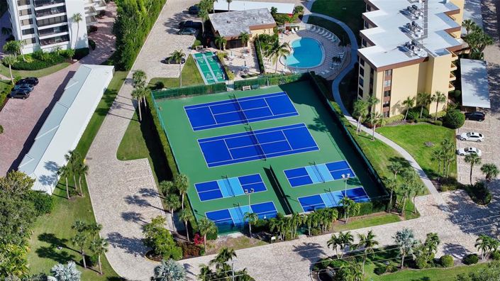 Image No.15-2 Bed Property for sale