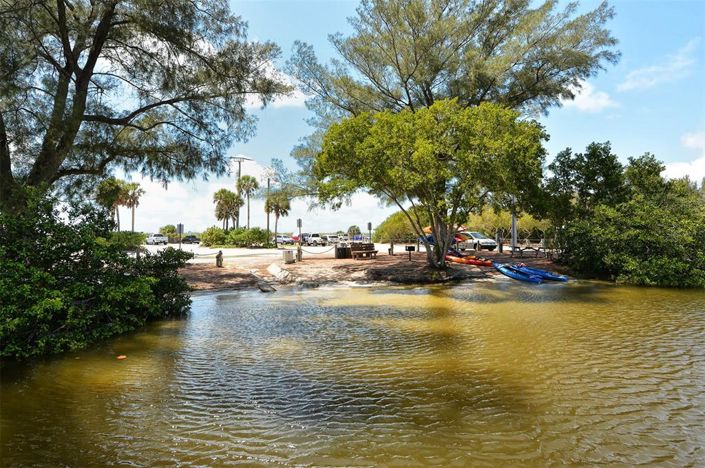 Image No.47-2 Bed Property for sale