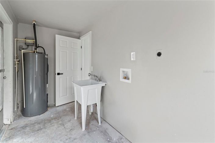 Image No.33-2 Bed Property for sale