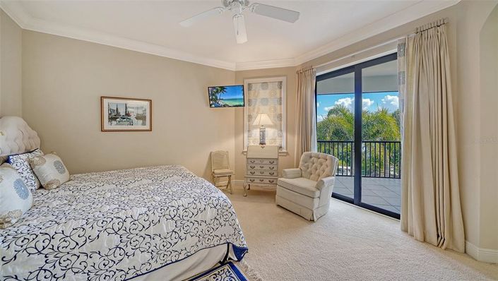 Image No.37-4 Bed Property for sale