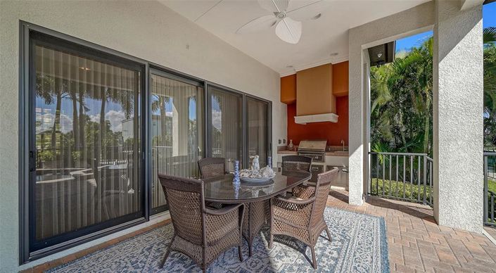 Image No.46-4 Bed Property for sale