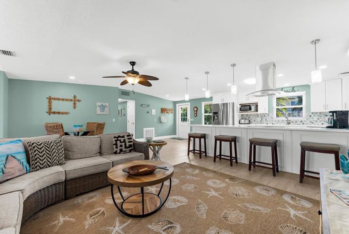 Image No.19-3 Bed Property for sale