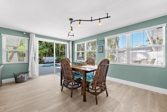 Image No.22-3 Bed Property for sale