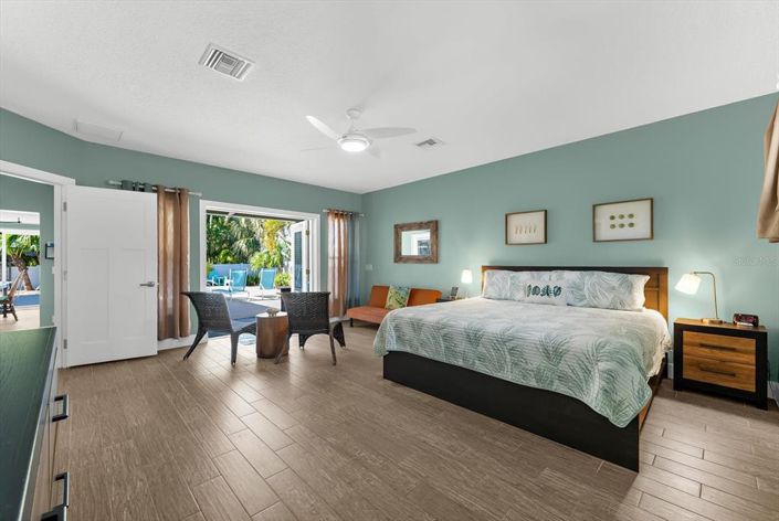 Image No.34-3 Bed Property for sale