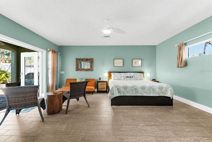 Image No.36-3 Bed Property for sale