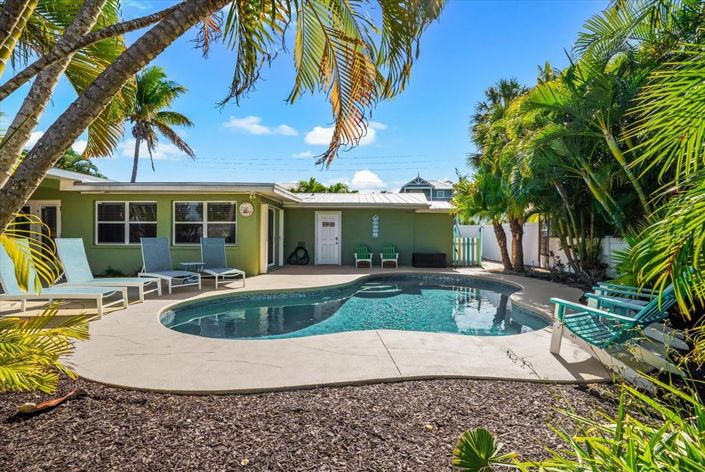 Image No.50-3 Bed Property for sale