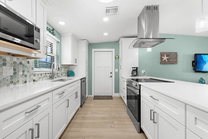 Image No.9-3 Bed Property for sale