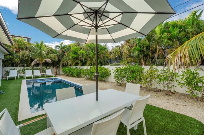 Image No.29-4 Bed Property for sale