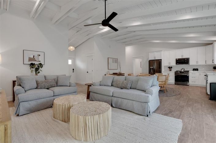 Image No.36-4 Bed Property for sale