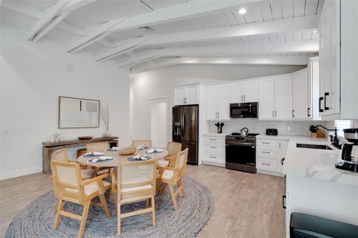 Image No.42-4 Bed Property for sale