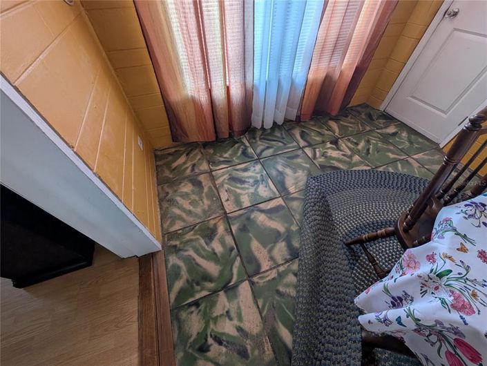 Image No.19-3 Bed Property for sale