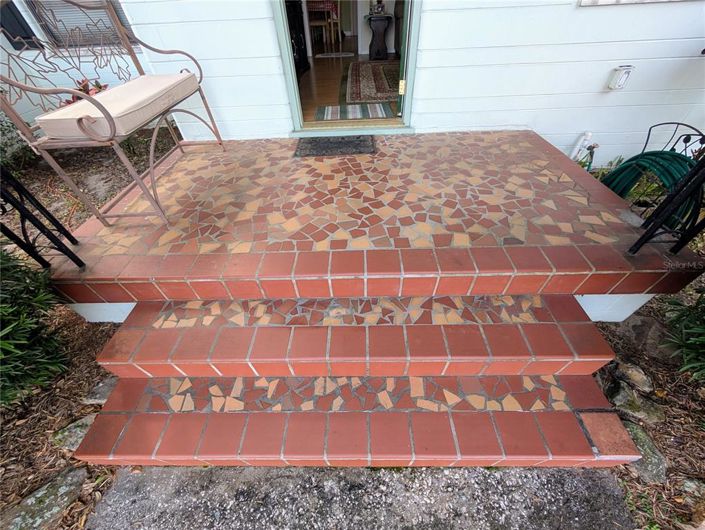 Image No.3-3 Bed Property for sale