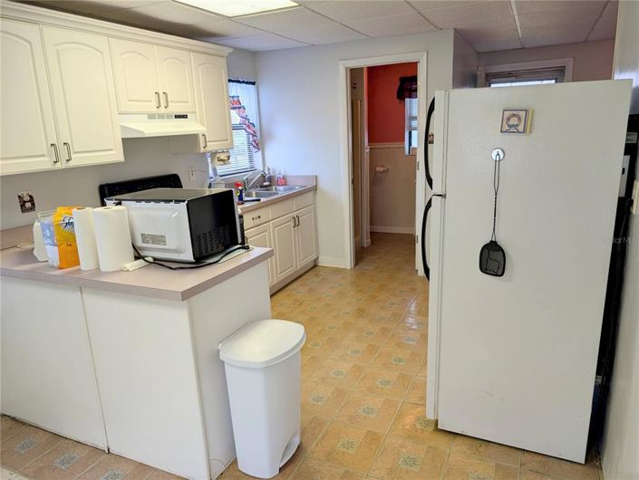 Image No.37-3 Bed Property for sale