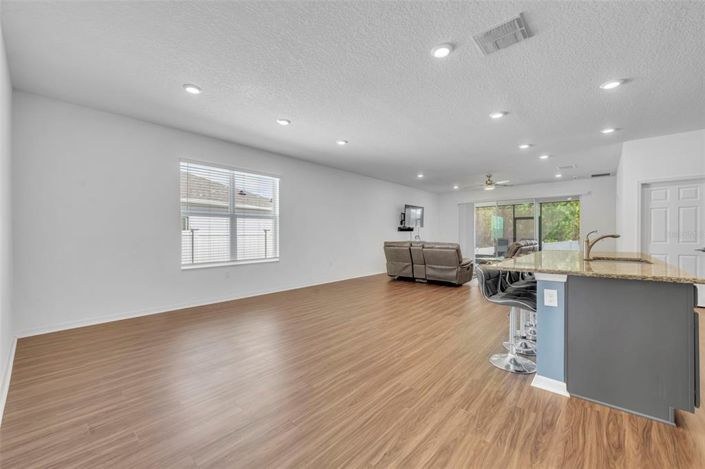 Image No.5-Propriété de 4 chambres à vendre à Clermont