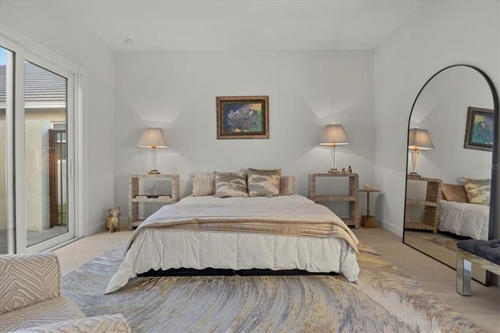 Image No.27-4 Bed Property for sale