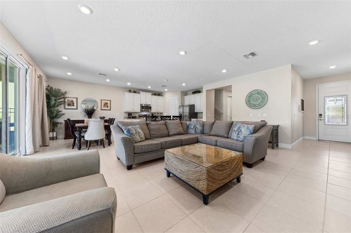 Image No.14-4 Bed Property for sale