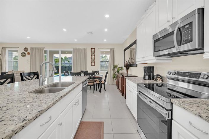 Image No.20-4 Bed Property for sale