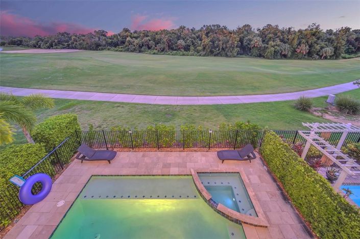 Image No.45-5 Bed Property for sale