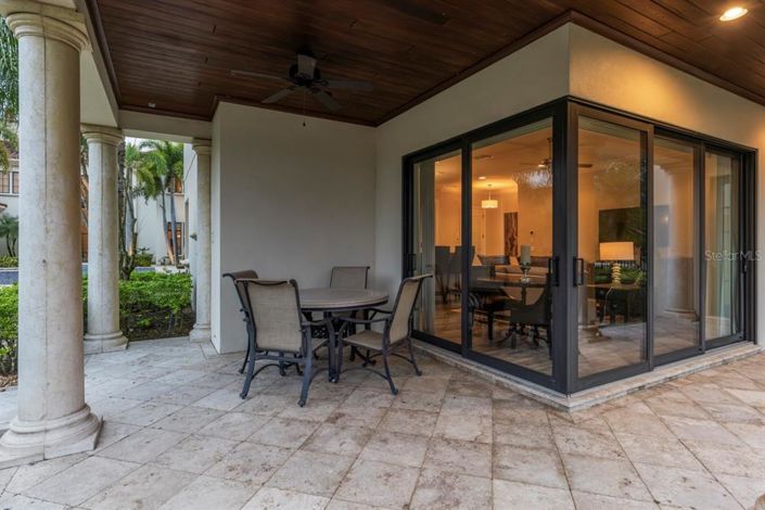 Image No.59-10 Bed Property for sale