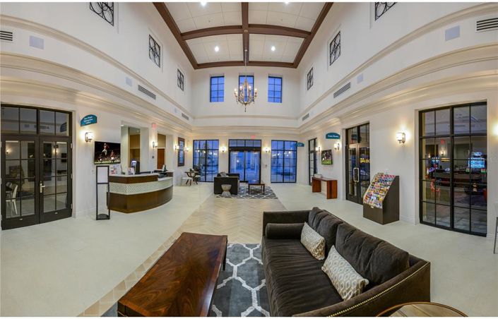 Image No.32-8 Bed Property for sale