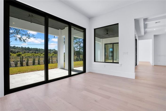 Image No.10-Propriété de 5 chambres à vendre à Orlando