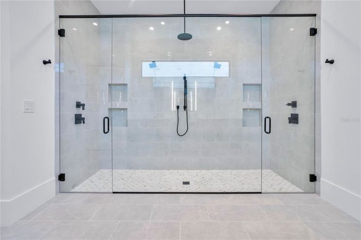 Image No.31-Propriété de 5 chambres à vendre à Orlando