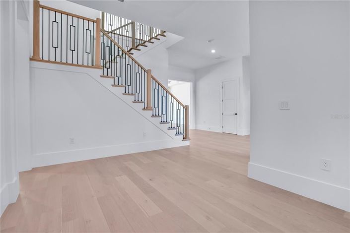 Image No.8-Propriété de 5 chambres à vendre à Orlando