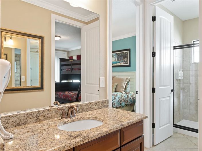 Image No.41-Propriété de 5 chambres à vendre à Reunion