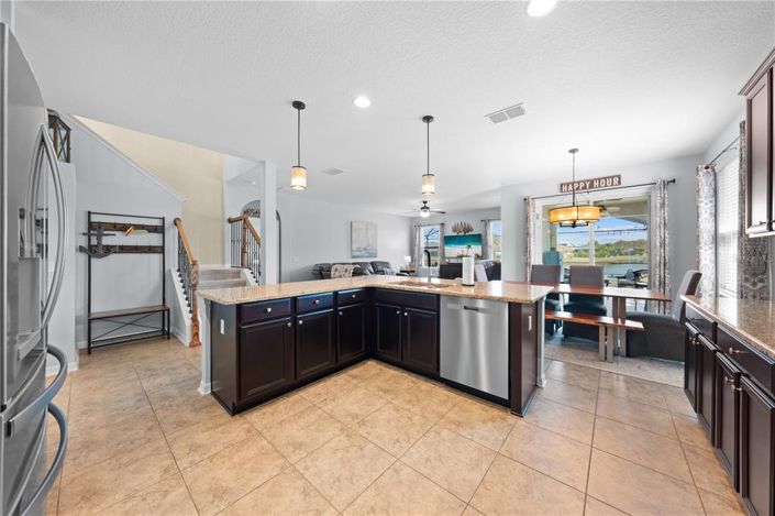 Image No.20-Propriété de 4 chambres à vendre à Kissimmee