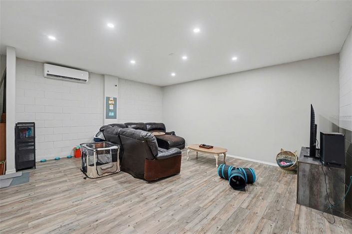 Image No.4-3 Bed Property for sale