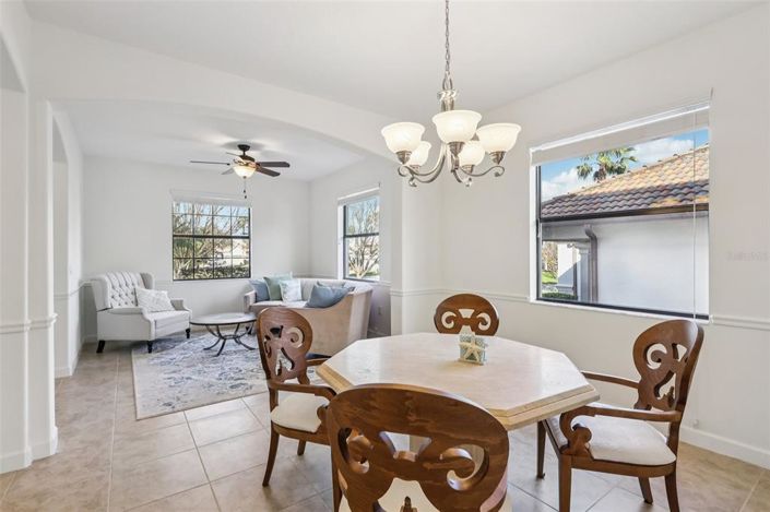 Image No.11-4 Bed Property for sale