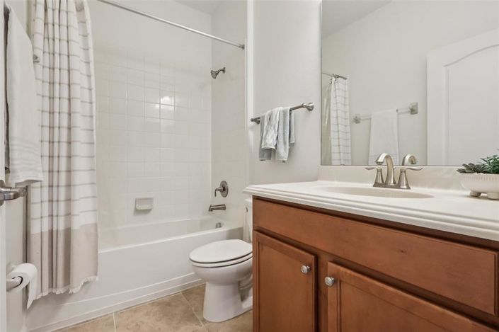 Image No.21-4 Bed Property for sale