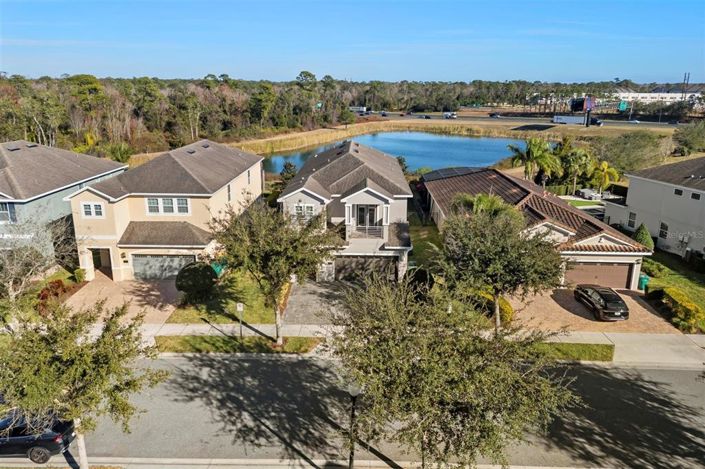 Image No.2-6 Bed Property for sale