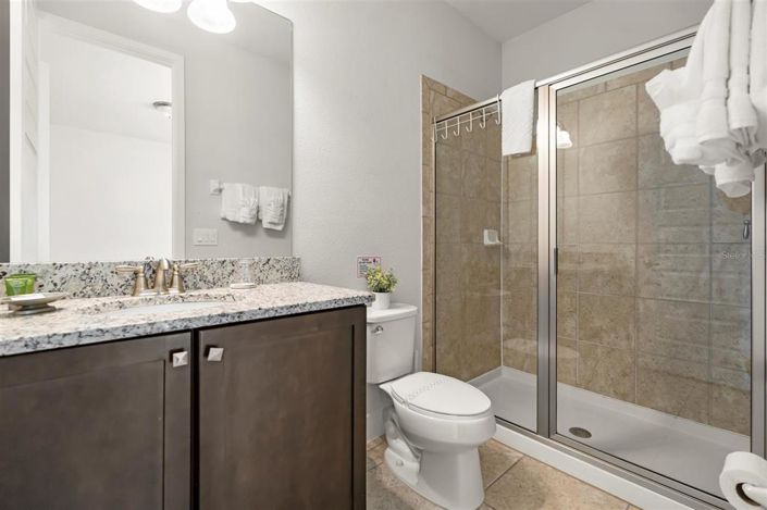 Image No.20-6 Bed Property for sale