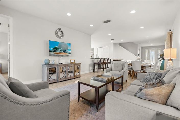 Image No.29-6 Bed Property for sale