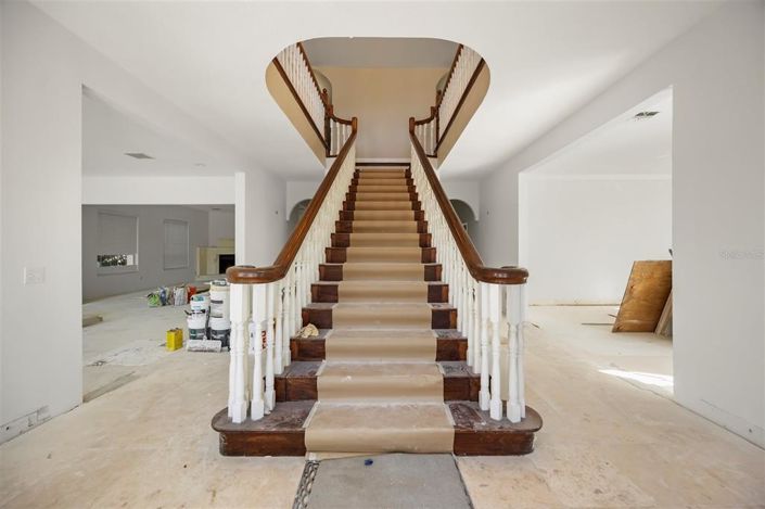 Image No.16-4 Bed Property for sale