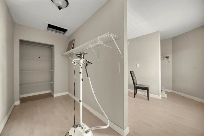 Image No.17-4 Bed Property for sale