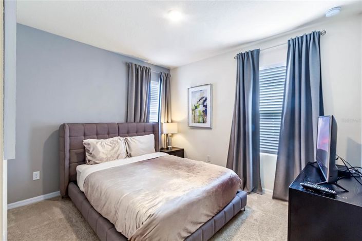 Image No.33-6 Bed Property for sale