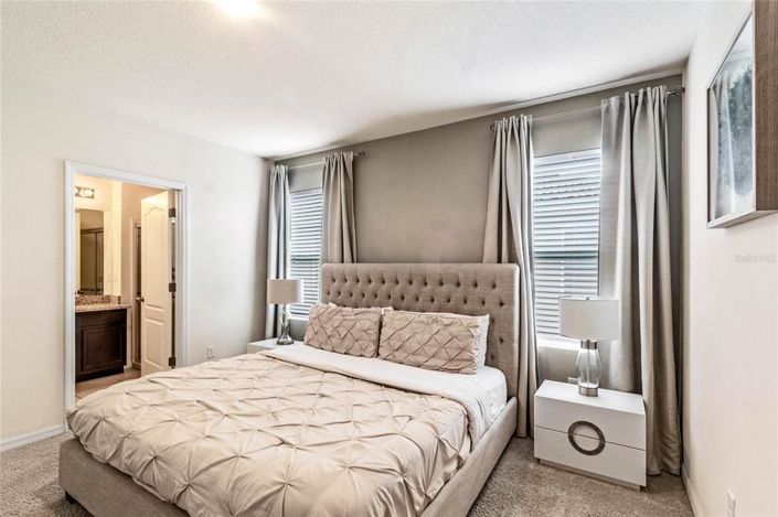 Image No.39-6 Bed Property for sale